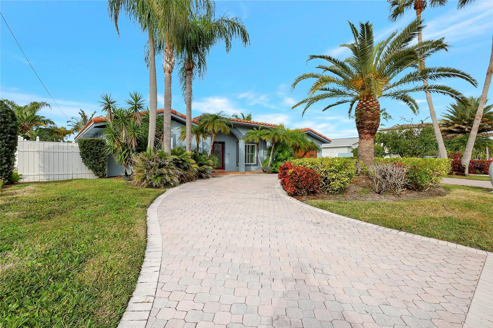 ISLAND ESTATES OF CLEARWATER - Residential