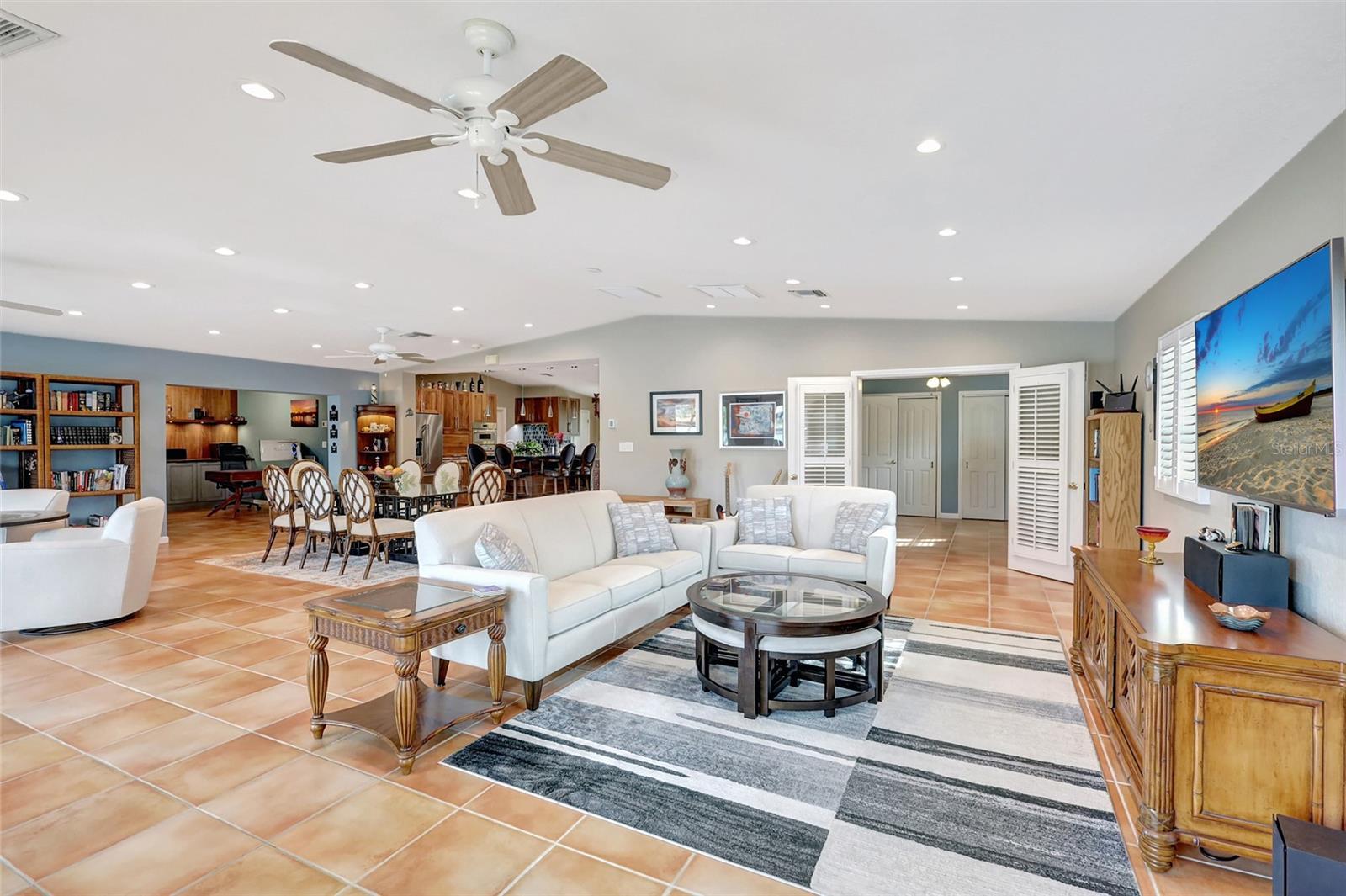 ISLAND ESTATES OF CLEARWATER - Residential