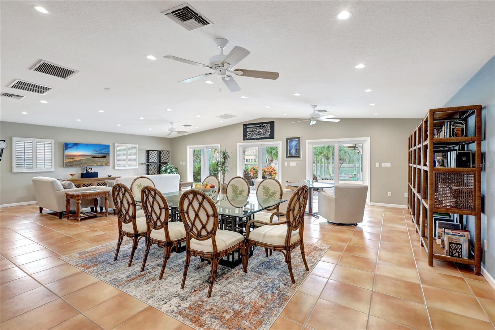 ISLAND ESTATES OF CLEARWATER - Residential