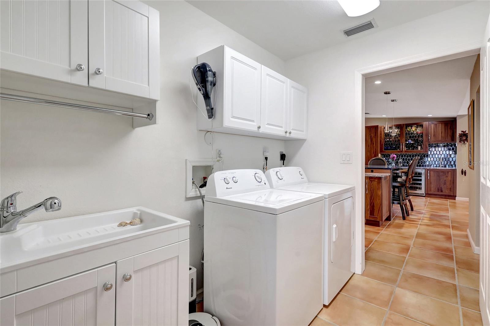 ISLAND ESTATES OF CLEARWATER - Residential