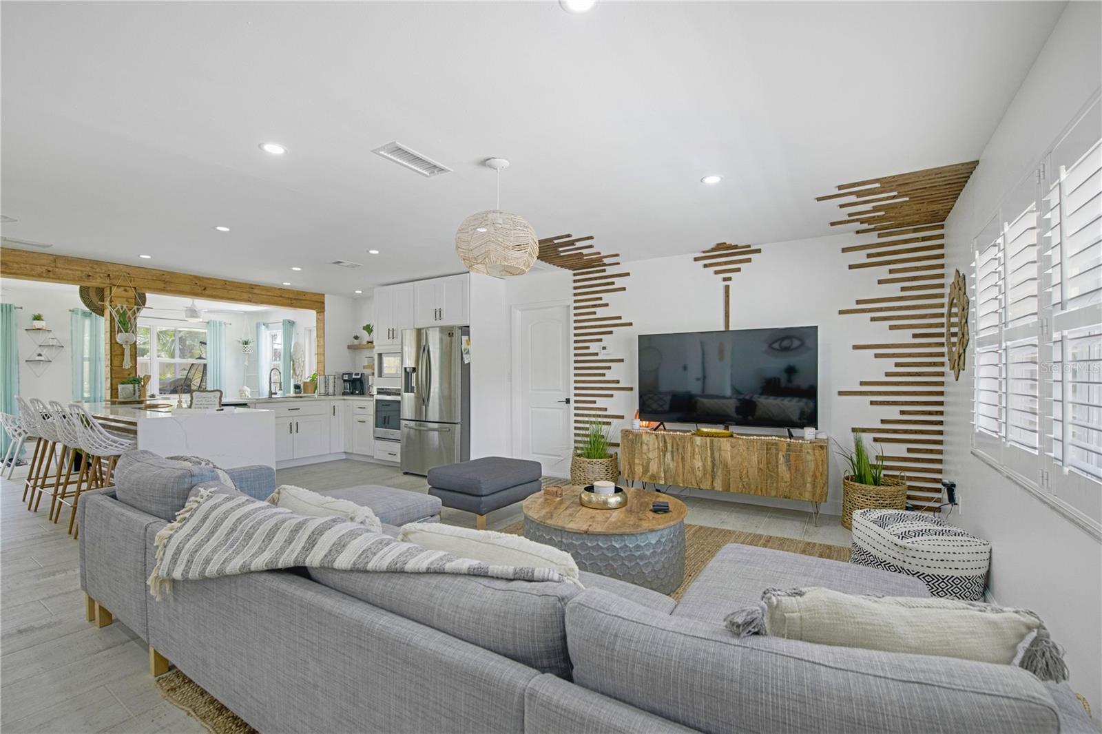 2436 CONSTITUTION BOULEVARD