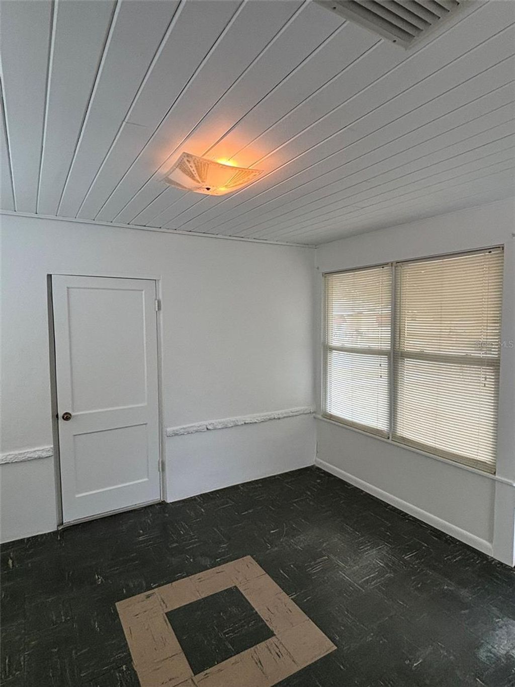 Photo of 1060 Iroquois Street, Clearwater, FL 33755 (MLS # TB8457807)