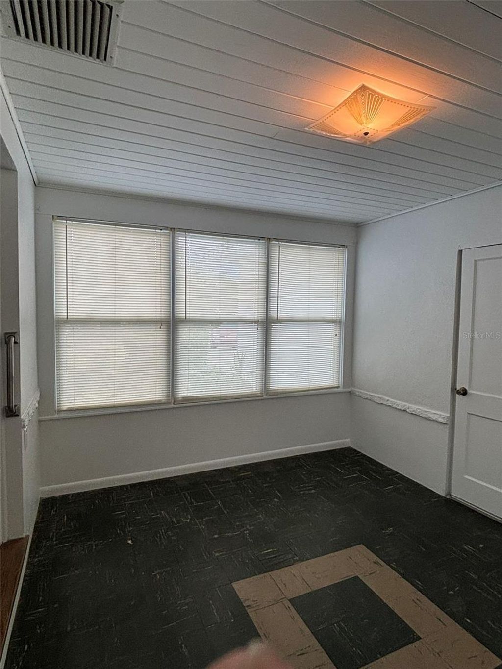 Photo of 1060 Iroquois Street, Clearwater, FL 33755 (MLS # TB8457807)