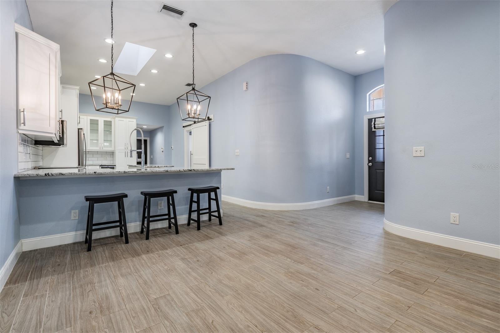 COVENTRY VILLAGE - Residential