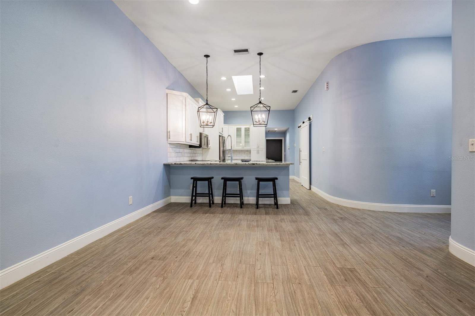 COVENTRY VILLAGE - Residential