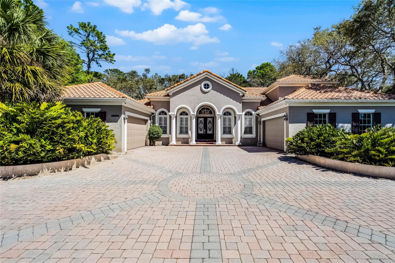 8713 SHIMMERING PINE PLACE