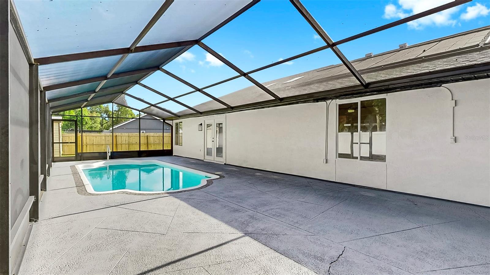 OAK TERRACE - Residential