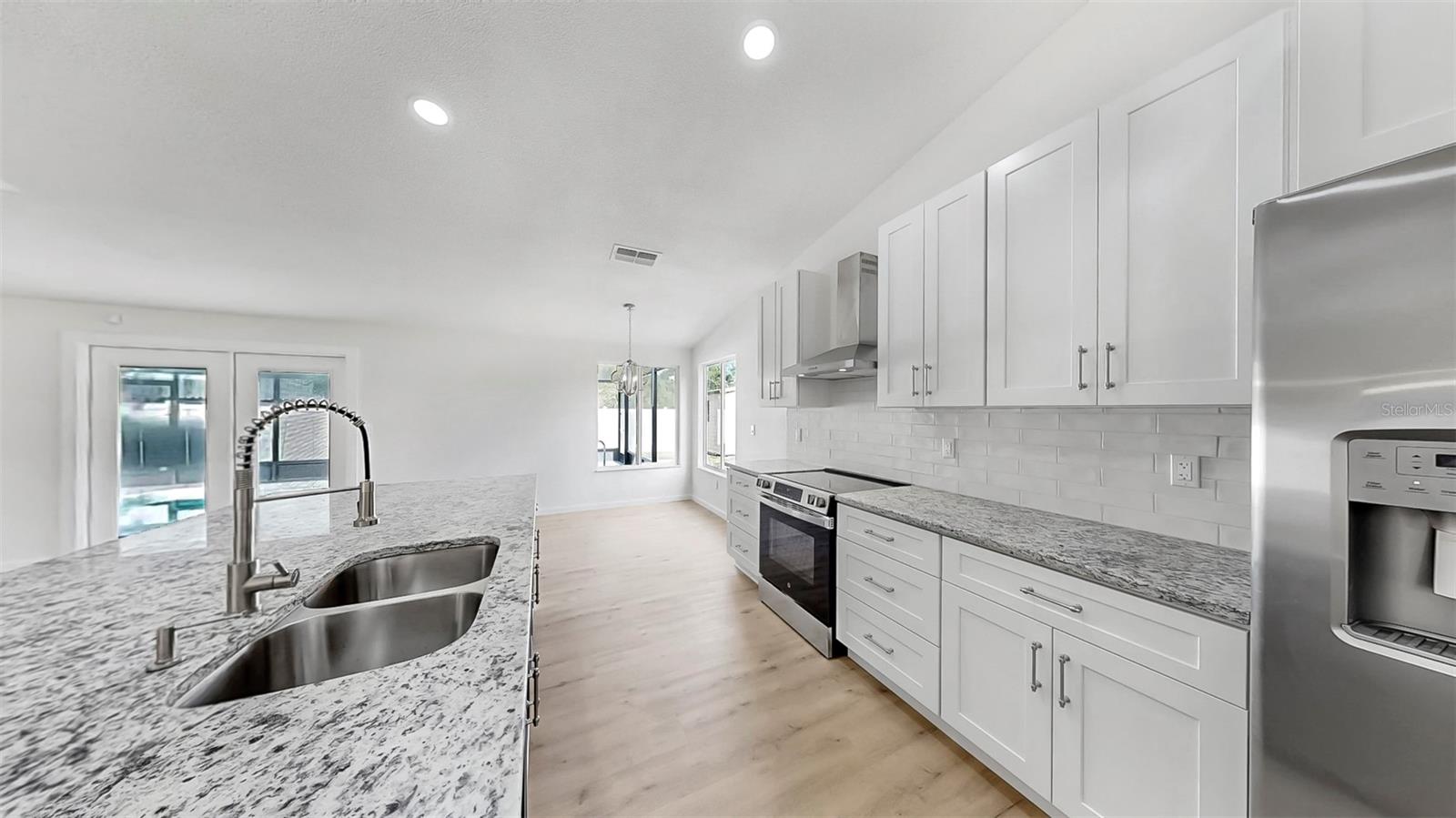 OAK TERRACE - Residential