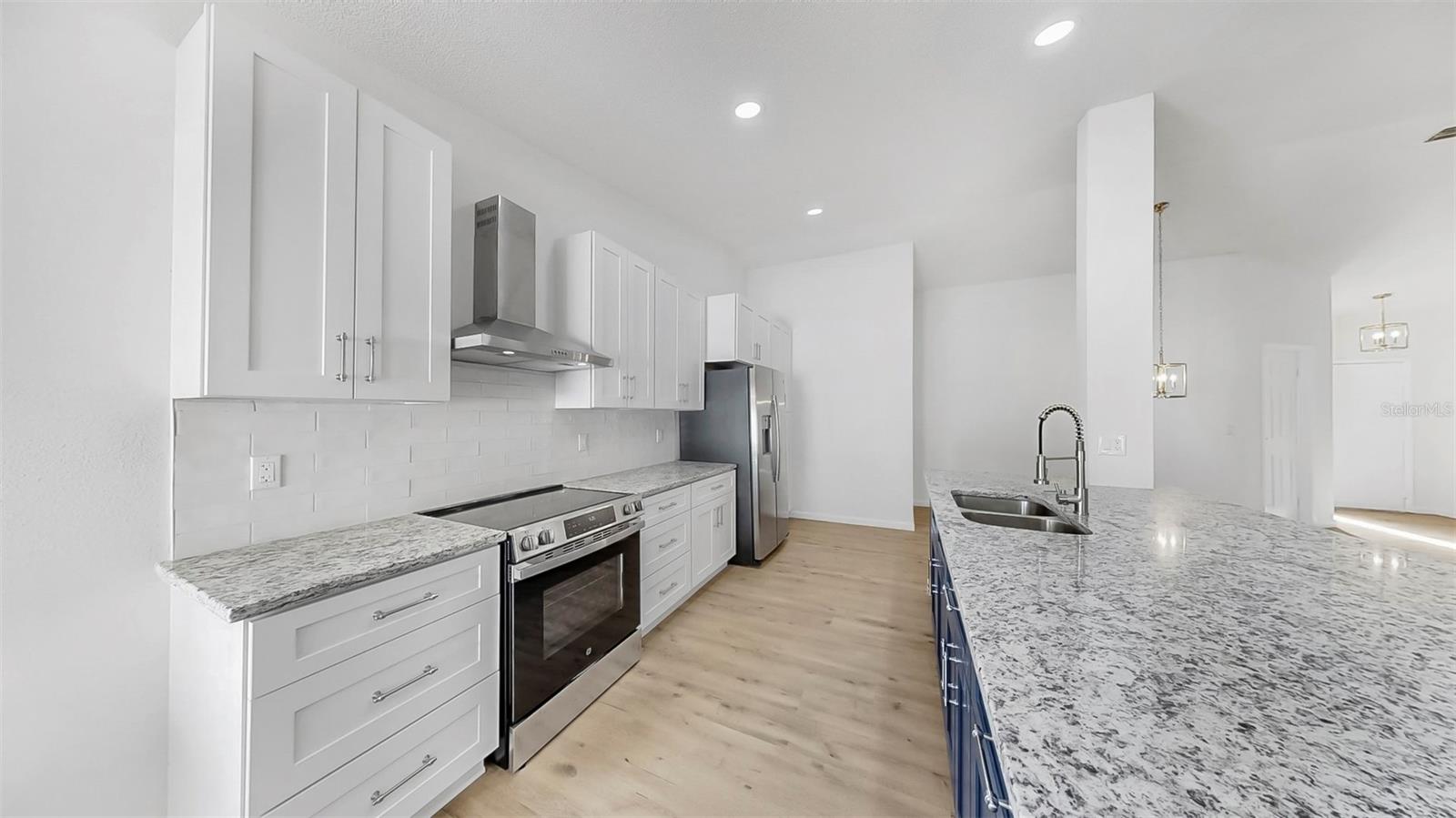 OAK TERRACE - Residential