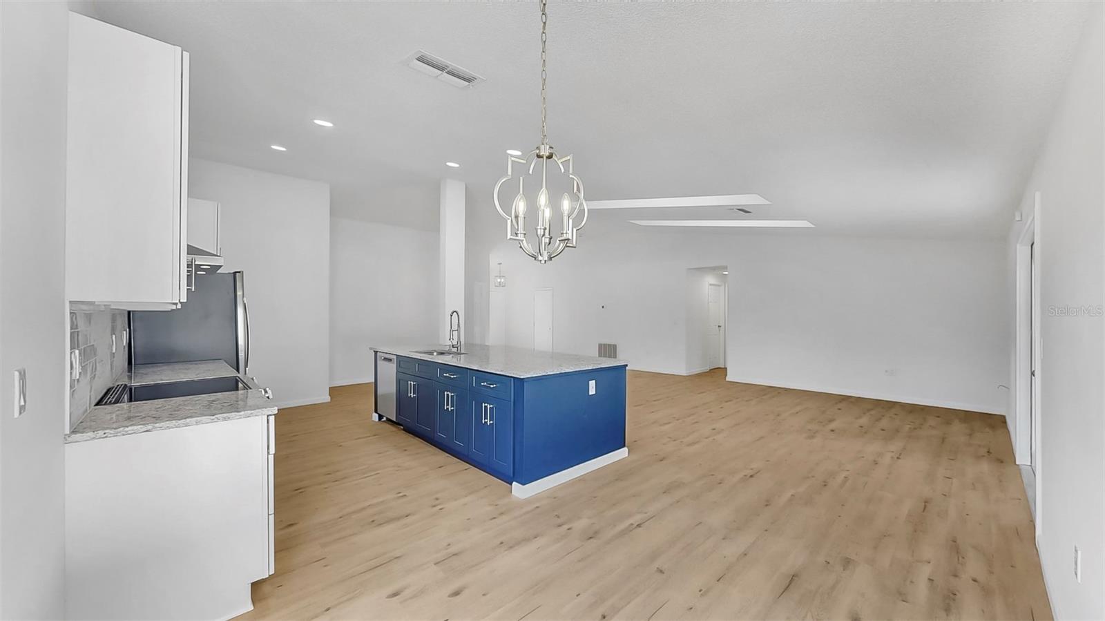 OAK TERRACE - Residential