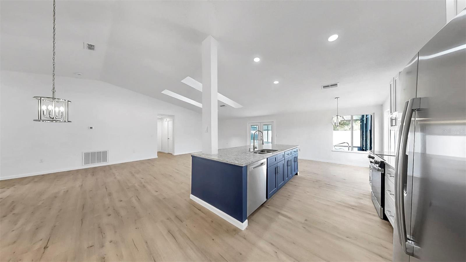 OAK TERRACE - Residential