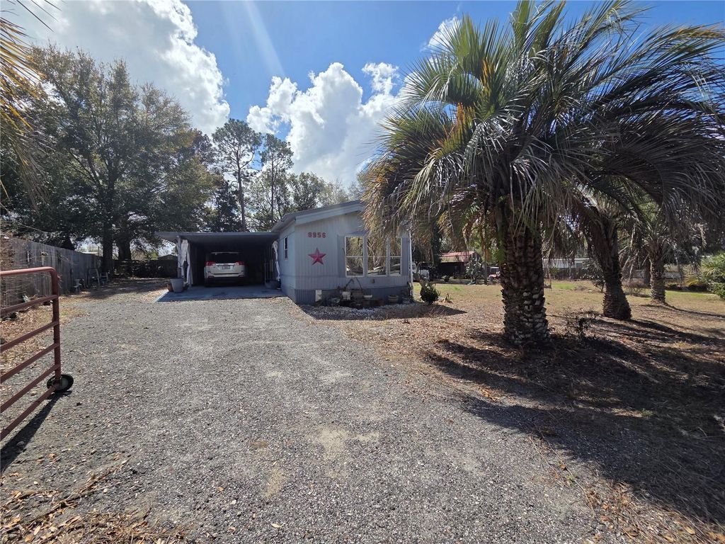 Photo of 8956 SE 143rd Lane, Summerfield, FL 34491 (MLS # A4685301)