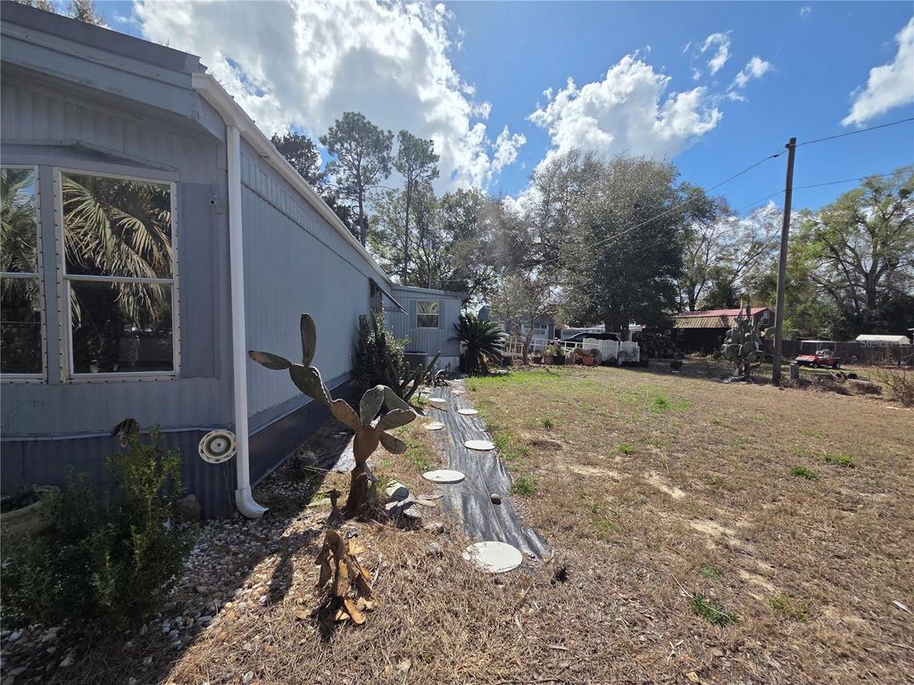 Photo of 8956 SE 143rd Lane, Summerfield, FL 34491 (MLS # A4685301)