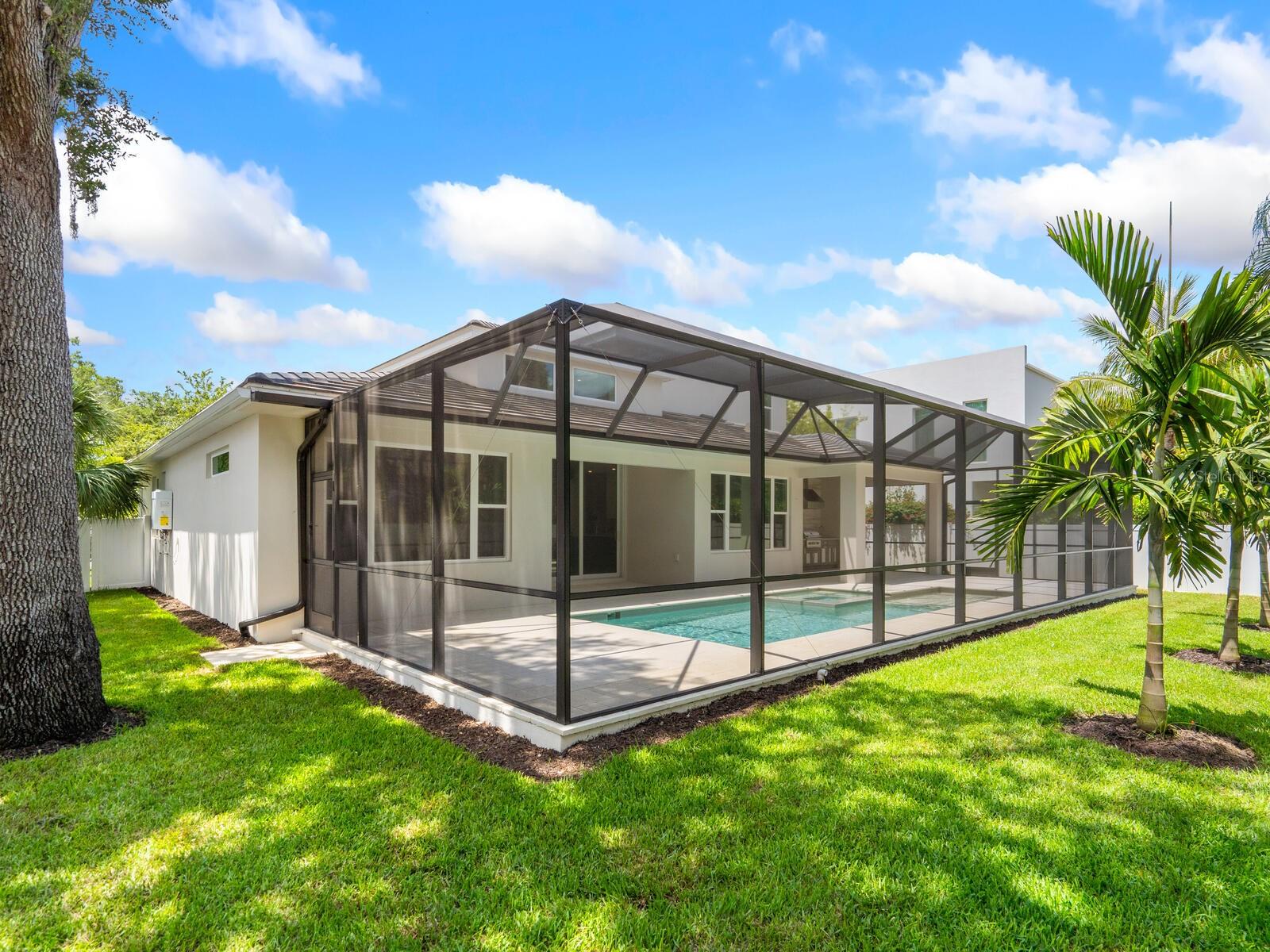 POINSETTIA PARK 2 - Residential