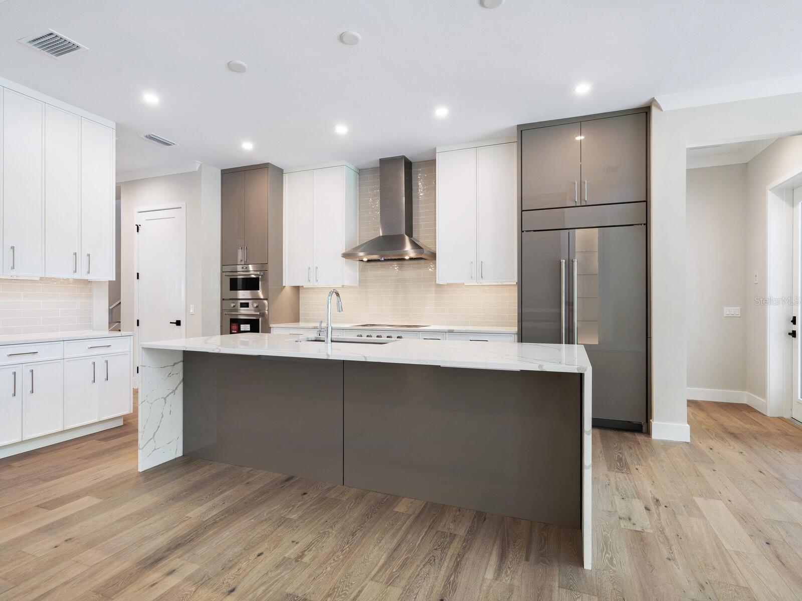 POINSETTIA PARK 2 - Residential