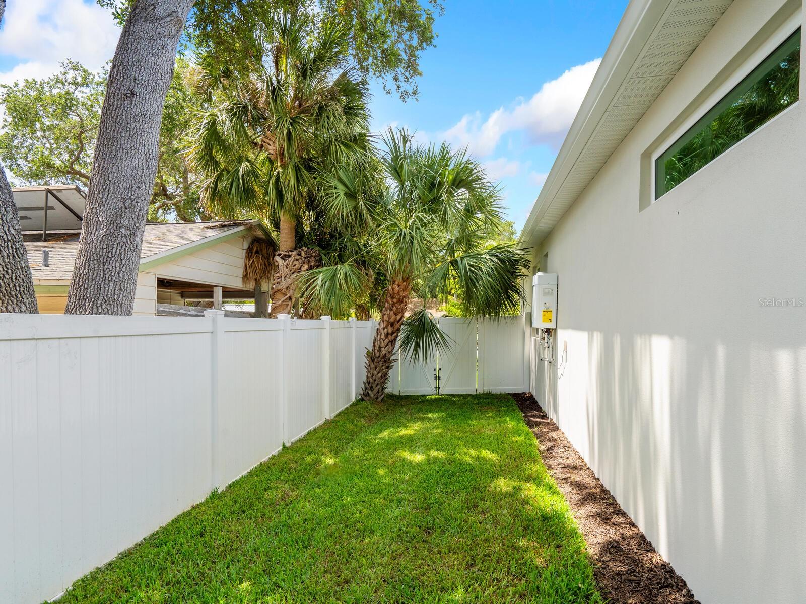 POINSETTIA PARK 2 - Residential