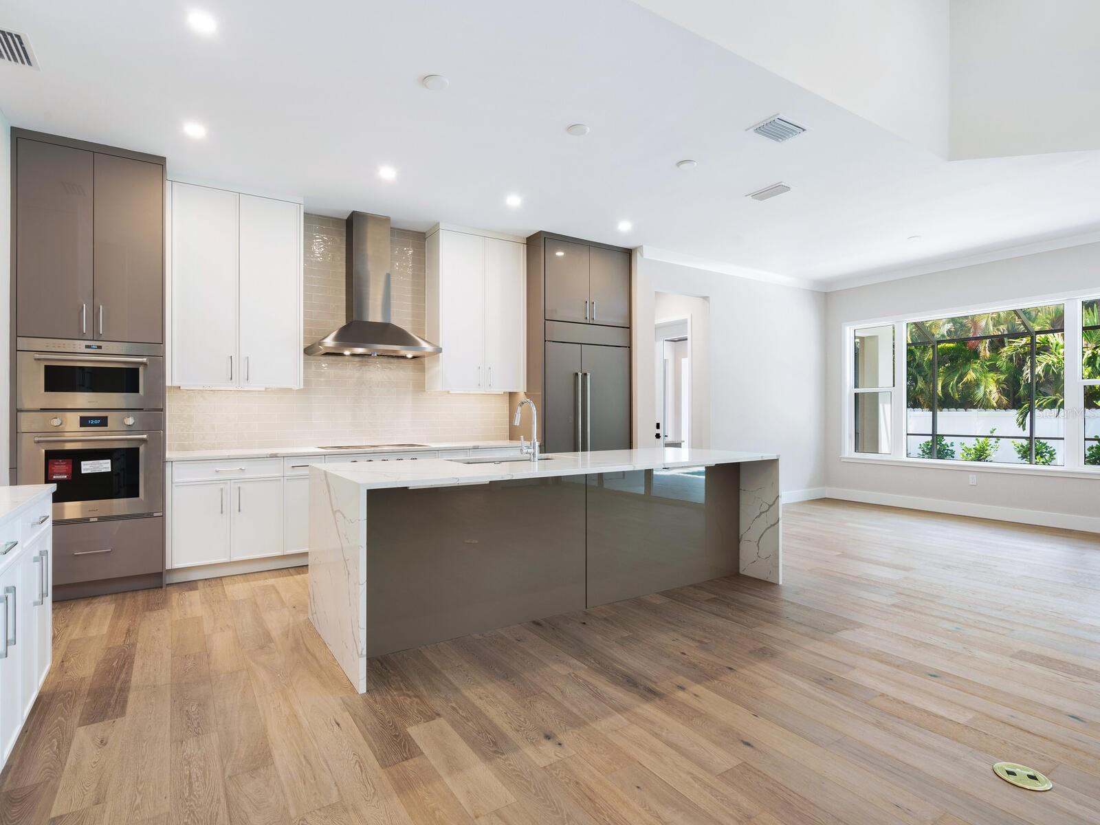 POINSETTIA PARK 2 - Residential