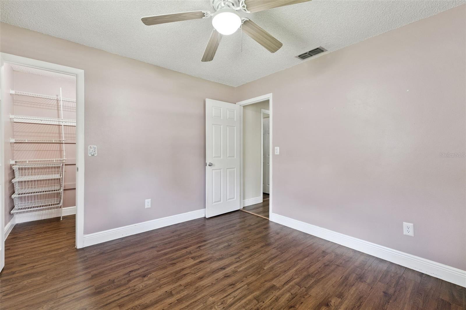 MEREDITH MANOR GOLF VIEW ESTATES SEC - Residential