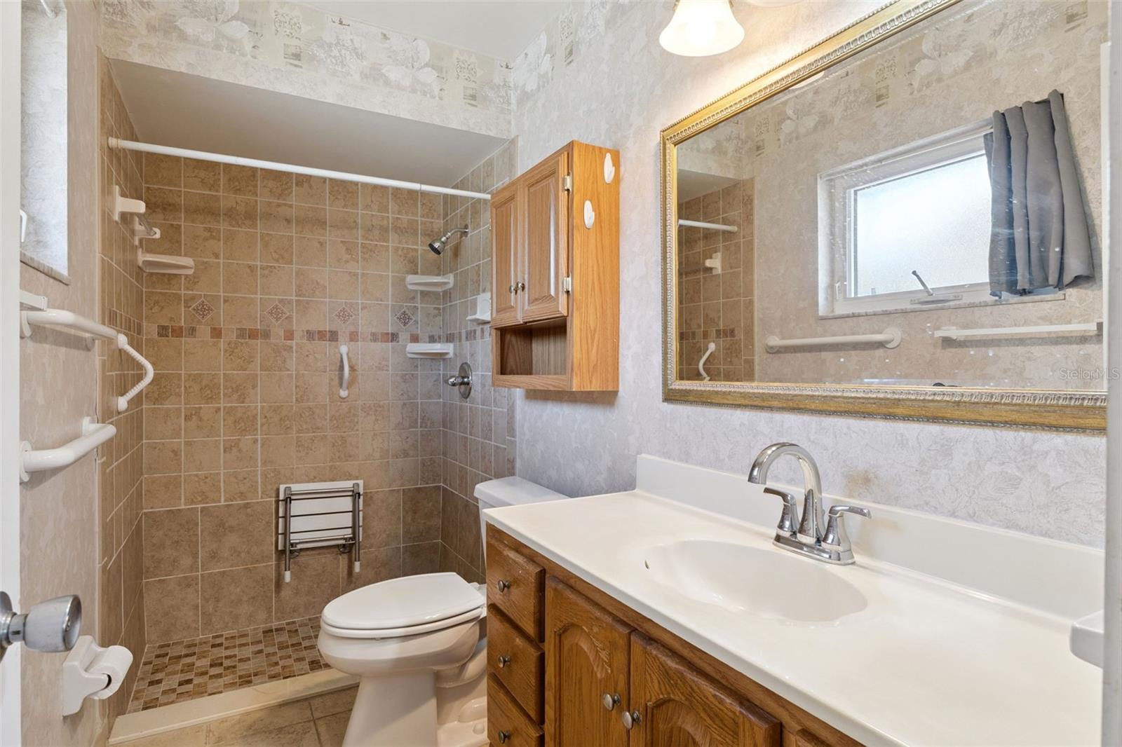 MEREDITH MANOR GOLF VIEW ESTATES SEC - Residential