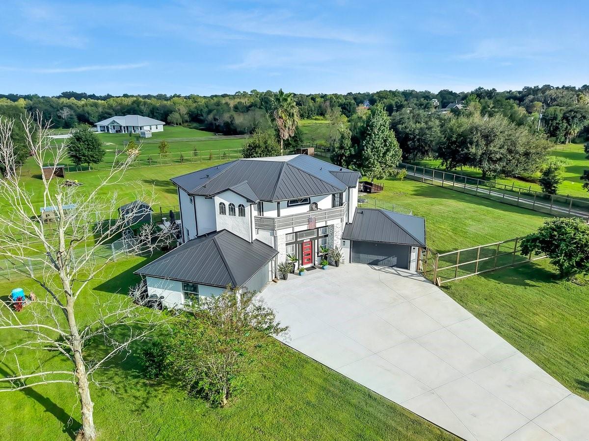 3810 BARTON COUNTRY TRAIL