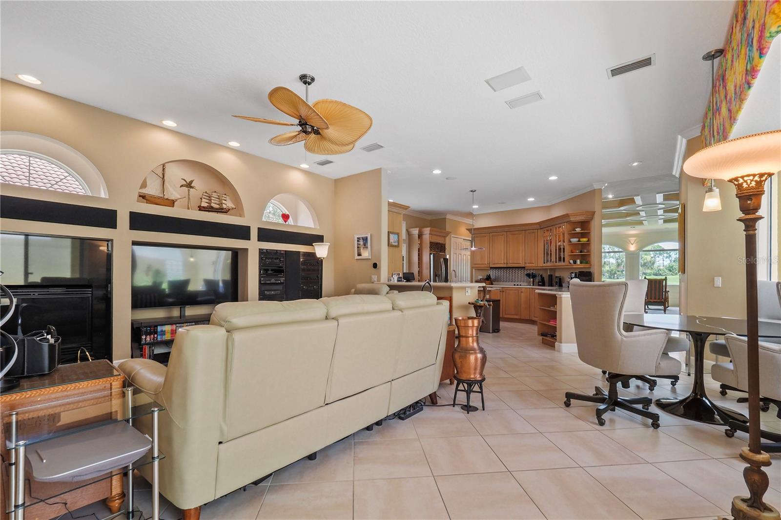 VALENCIA AT PRESTANCIA - Residential