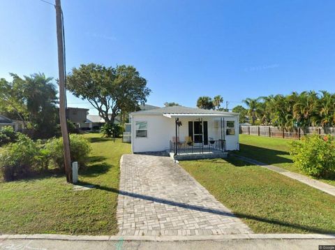 13124 4TH STREET E MADEIRA BEACH FL 33708