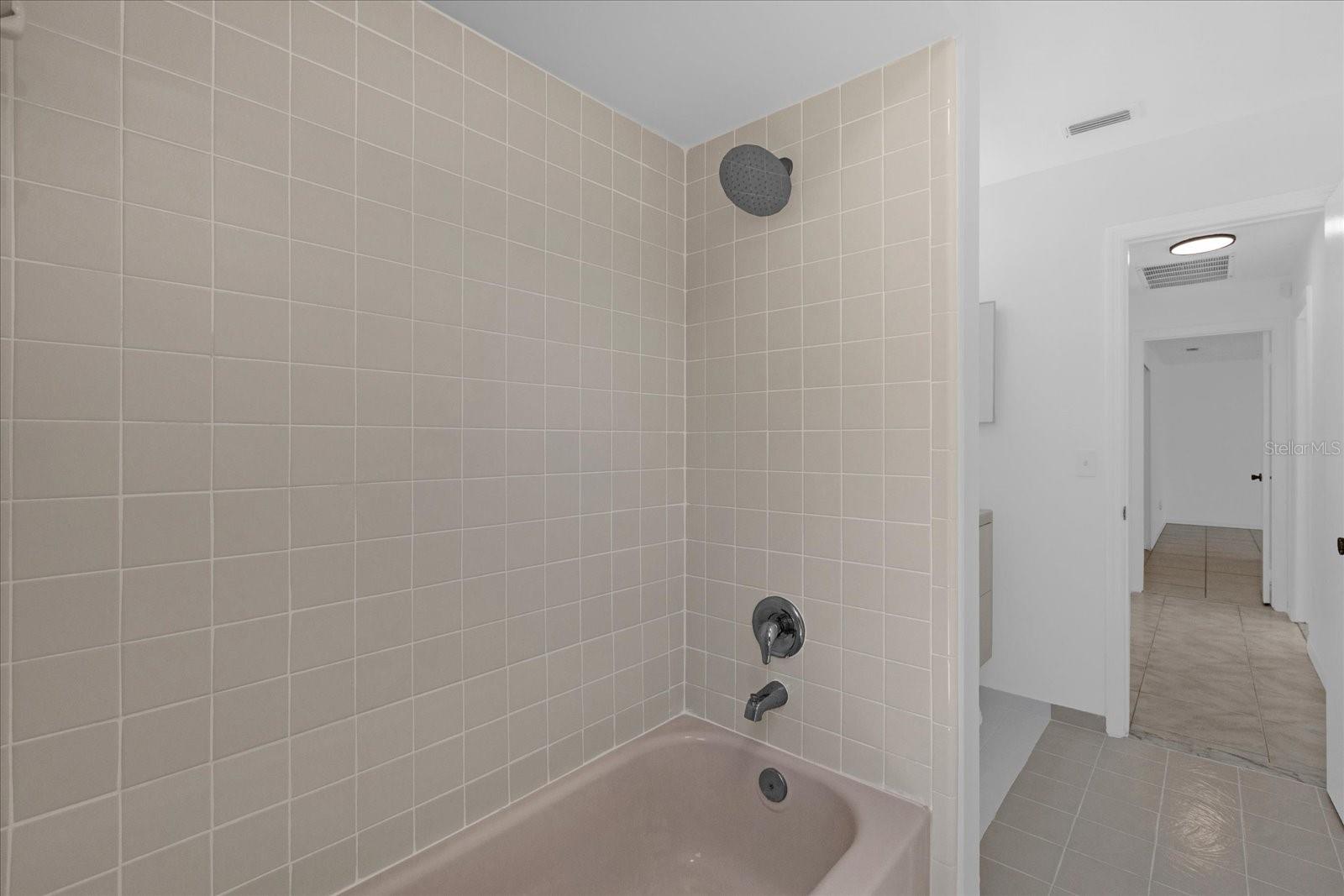 SILVER WOODS PH 05 - Residential