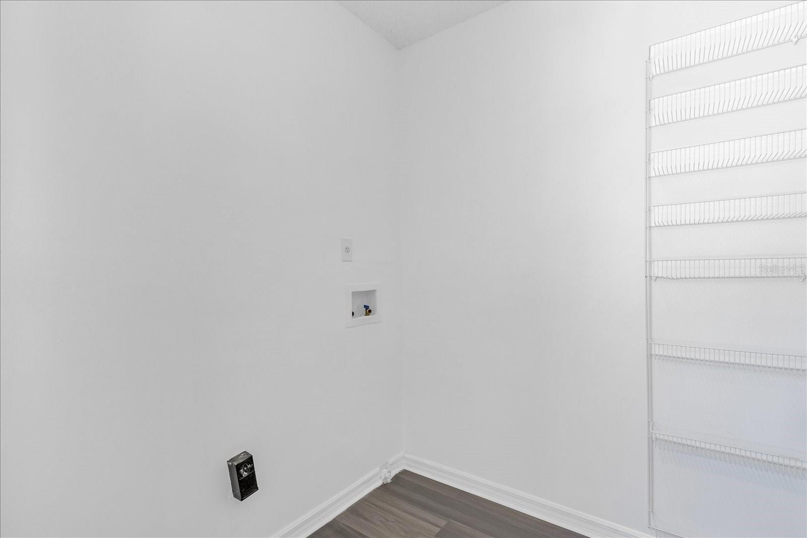 SILVER WOODS PH 05 - Residential