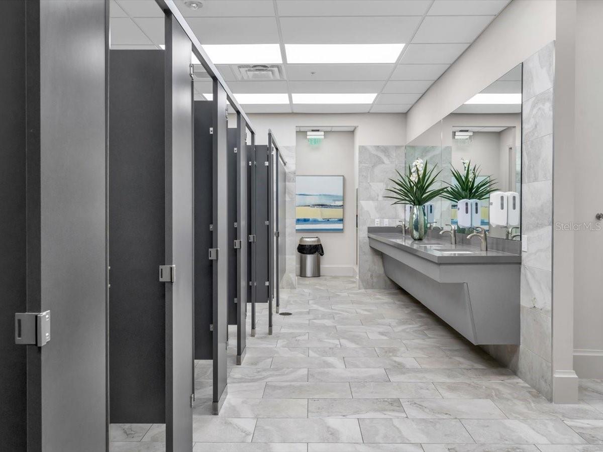 HERITAGE LANDING - Residential Lease