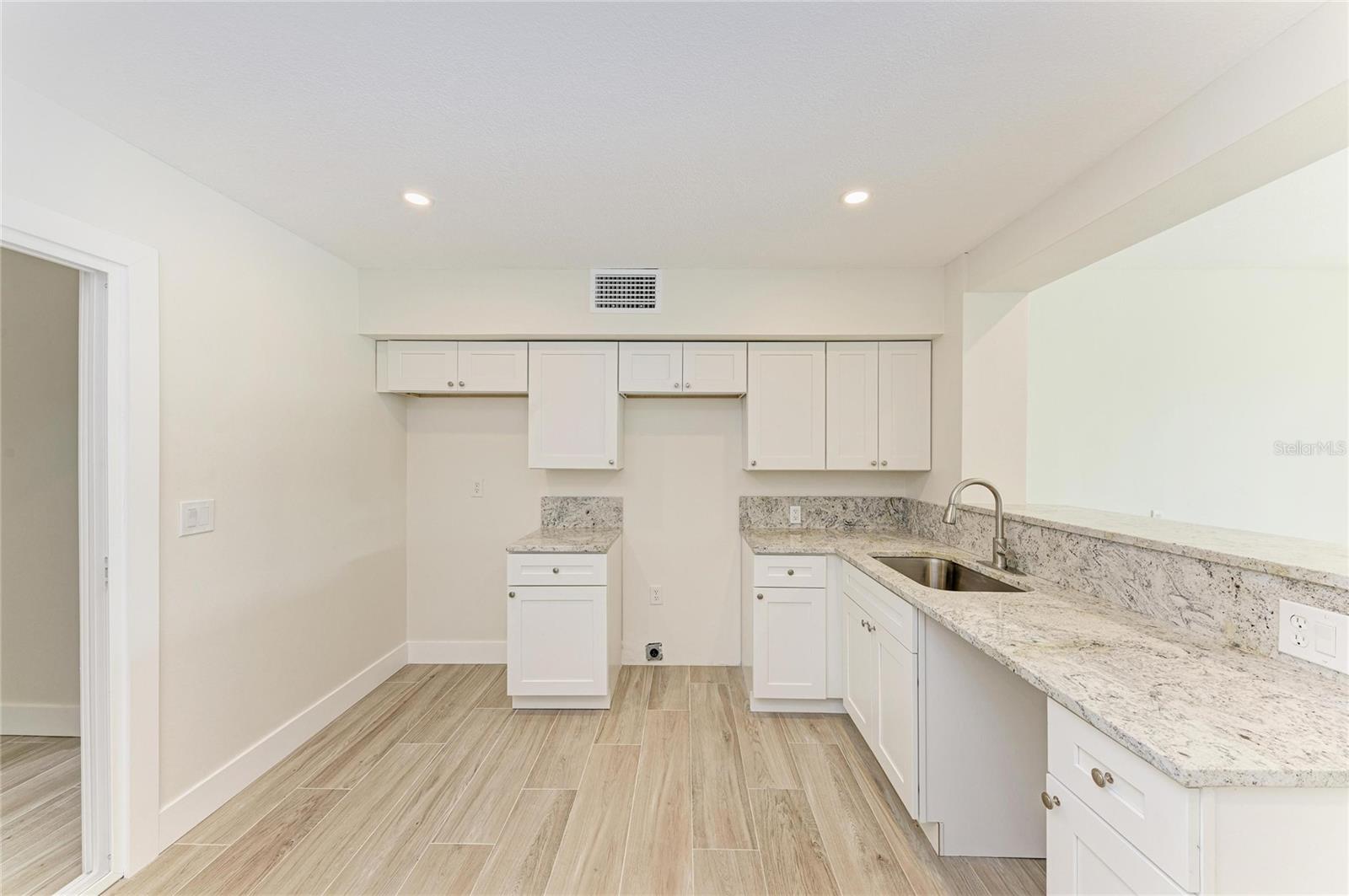 PRINCESS MARTHA APTS - Residential