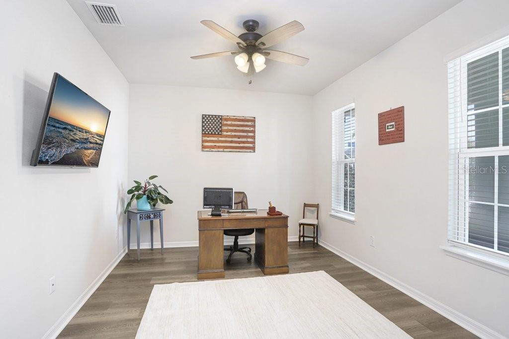 LUCAYA LAKE CLUB PH 3 - Residential