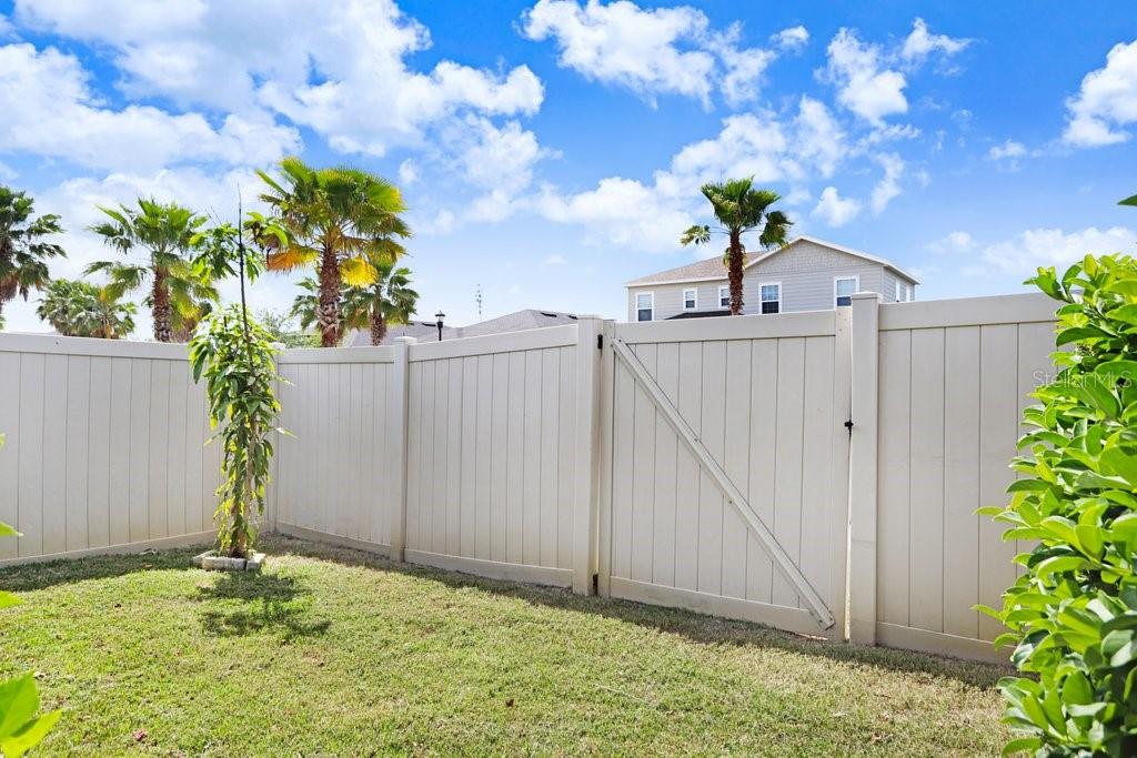 LUCAYA LAKE CLUB PH 3 - Residential