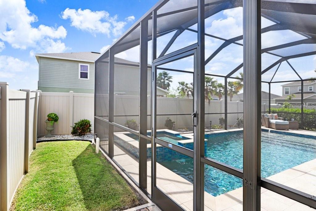 LUCAYA LAKE CLUB PH 3 - Residential