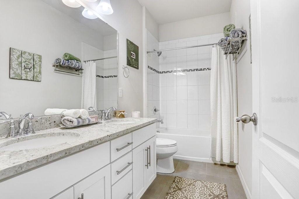 LUCAYA LAKE CLUB PH 3 - Residential