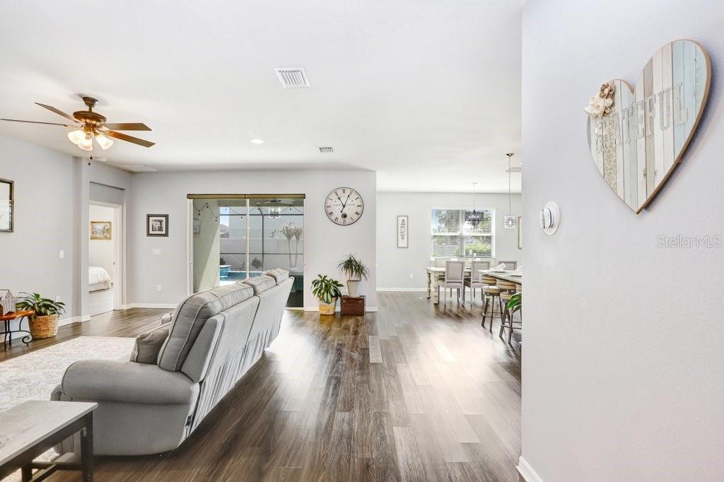 LUCAYA LAKE CLUB PH 3 - Residential