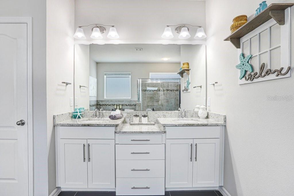 LUCAYA LAKE CLUB PH 3 - Residential