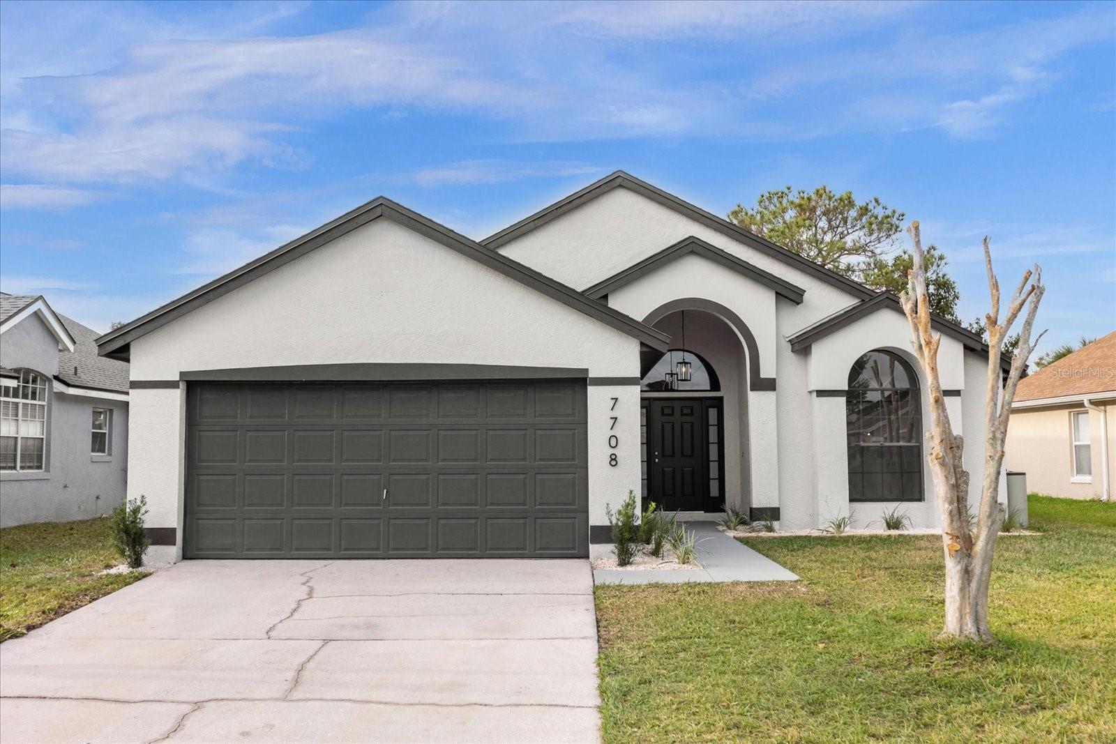 RIO PINAR LAKES - Residential