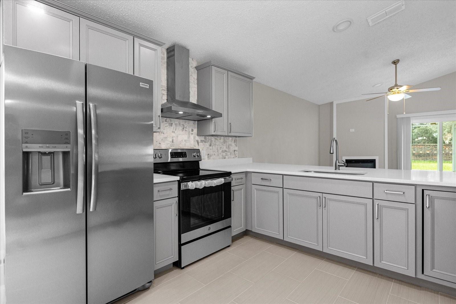 RIO PINAR LAKES - Residential