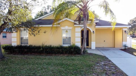 Photo of 111 Scrub Jay Way, Davenport, FL 33896 (MLS # S5139167)