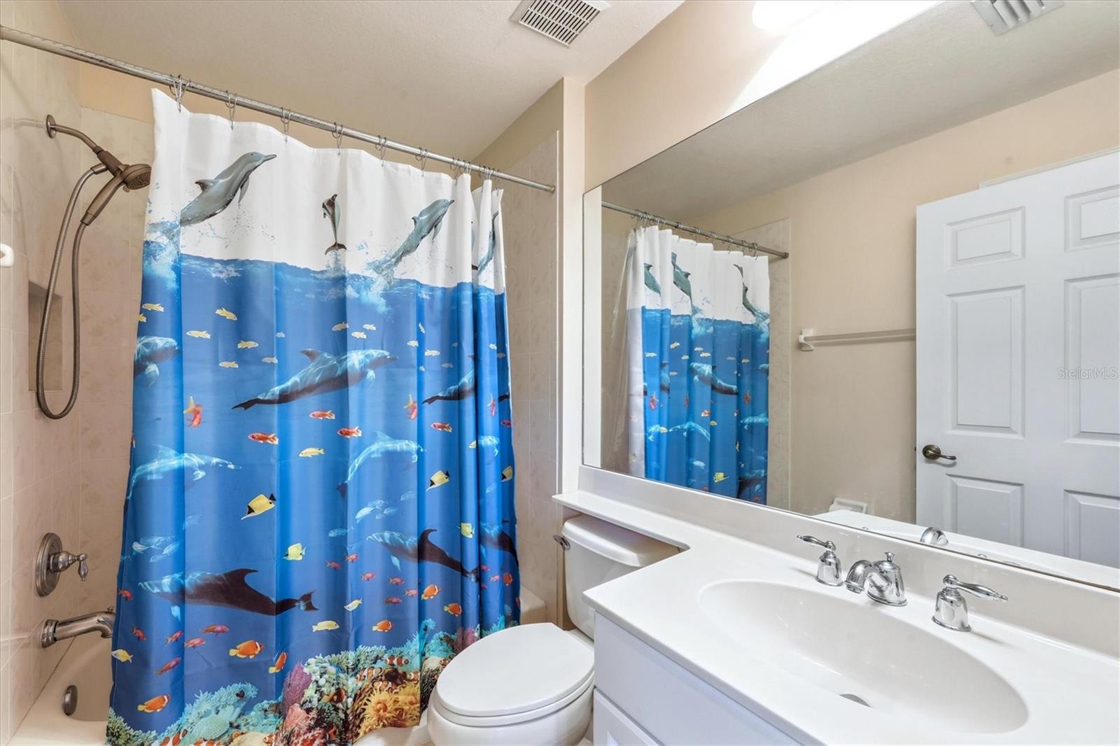 RIVERWOOD - Residential