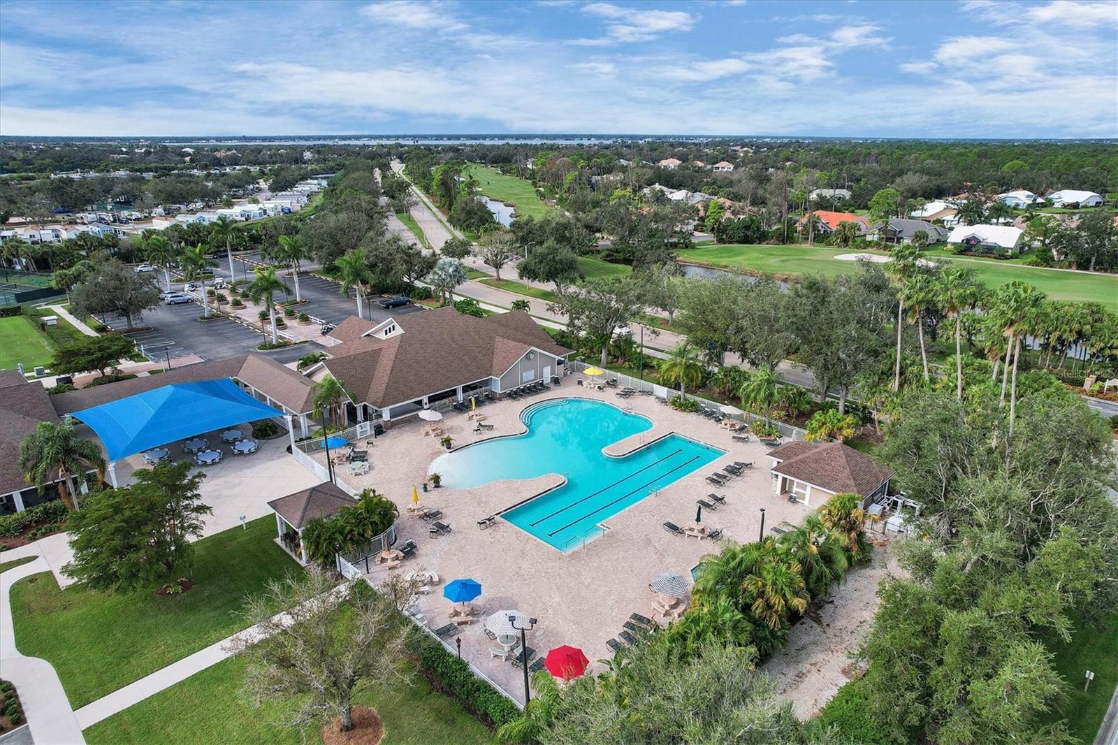 RIVERWOOD - Residential