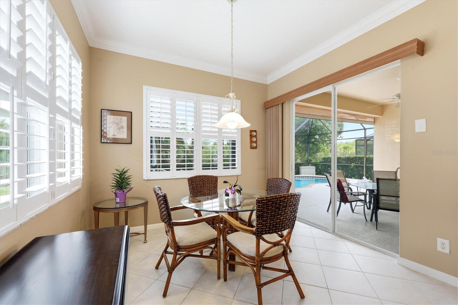 RIVERWOOD - Residential