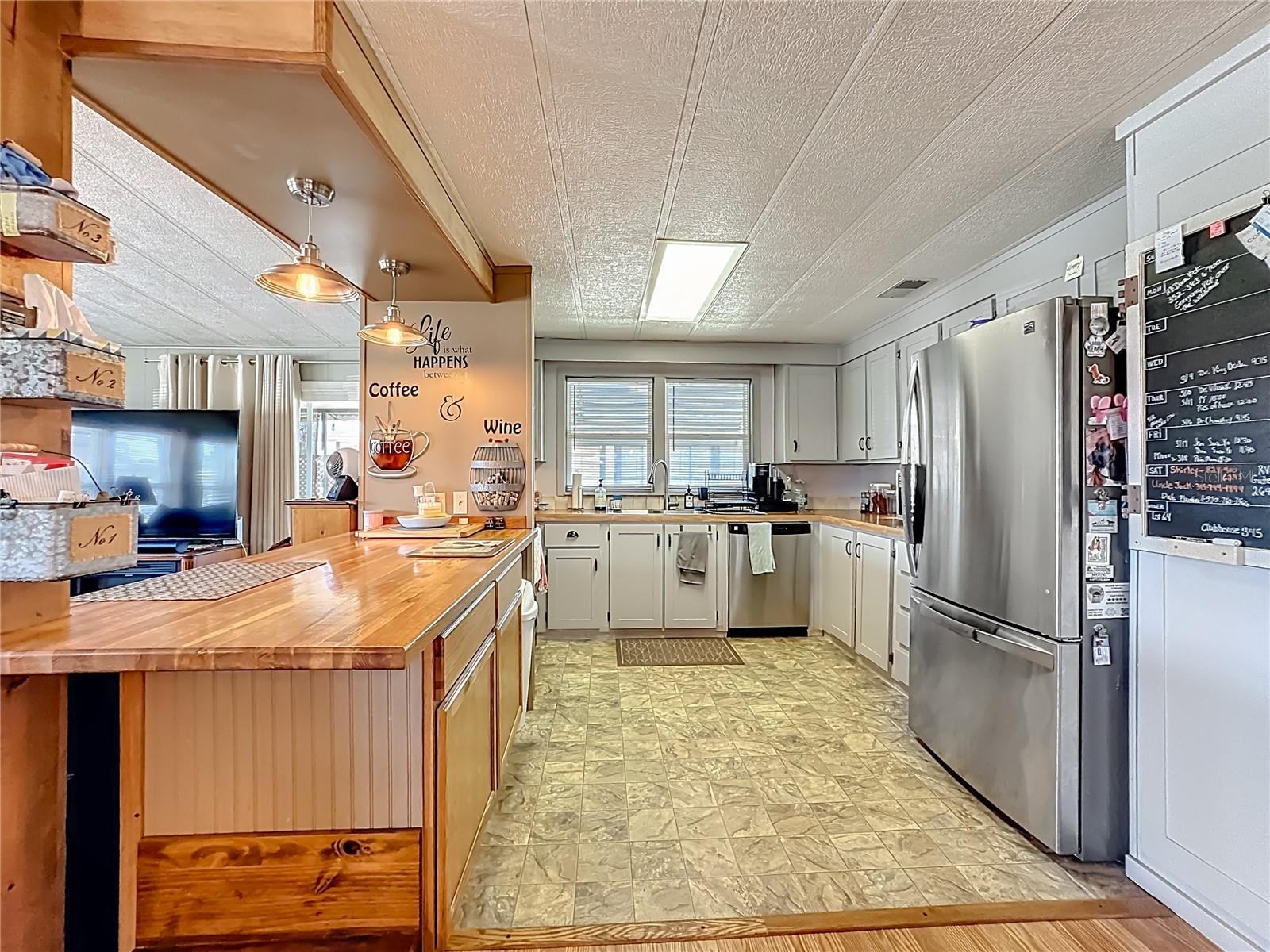 TAVARES LAKE FRANCES ESTATES - Residential