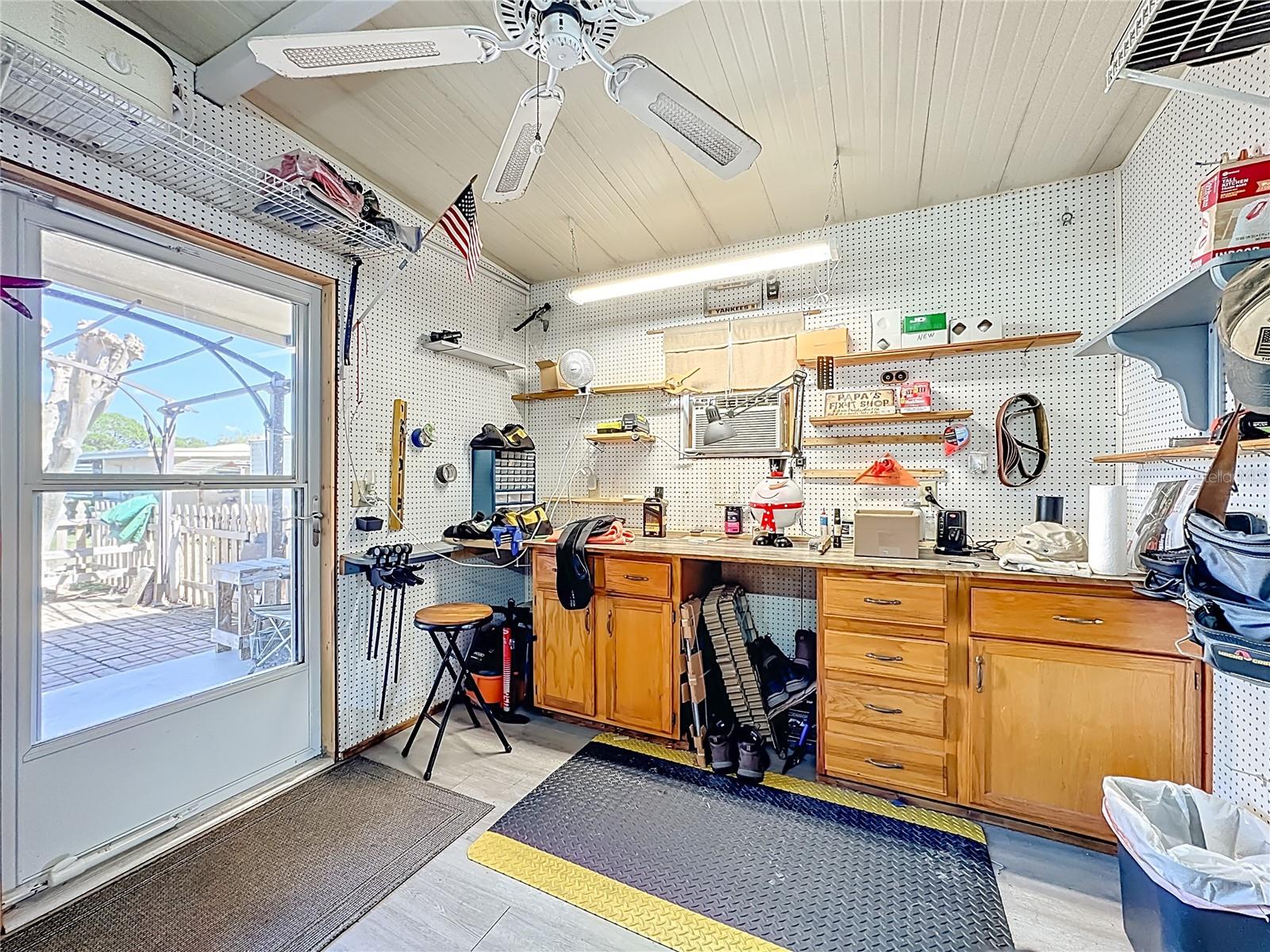 TAVARES LAKE FRANCES ESTATES - Residential