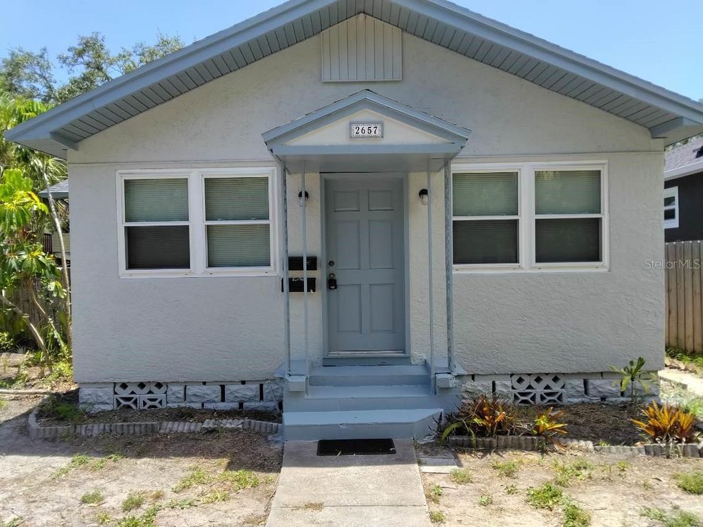 Photo of 2657 Bayside Drive S, St Petersburg, FL 33705 (MLS # TB8527910)