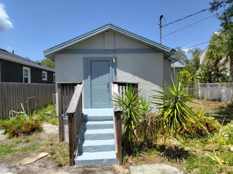 2657 BAYSIDE DRIVE S