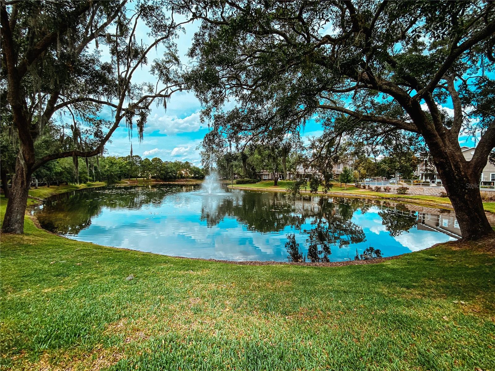 HIGHCROFT POINTE TWNHMS - Residential