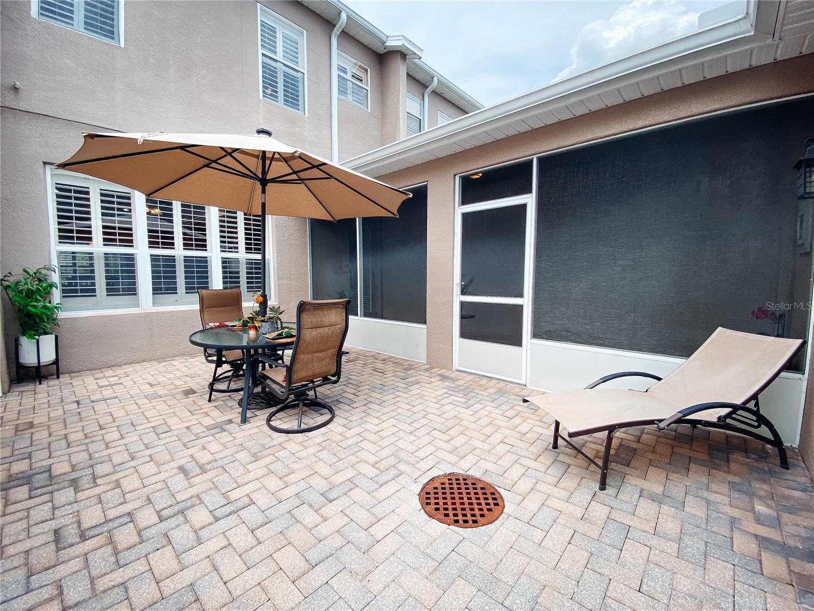 HIGHCROFT POINTE TWNHMS - Residential