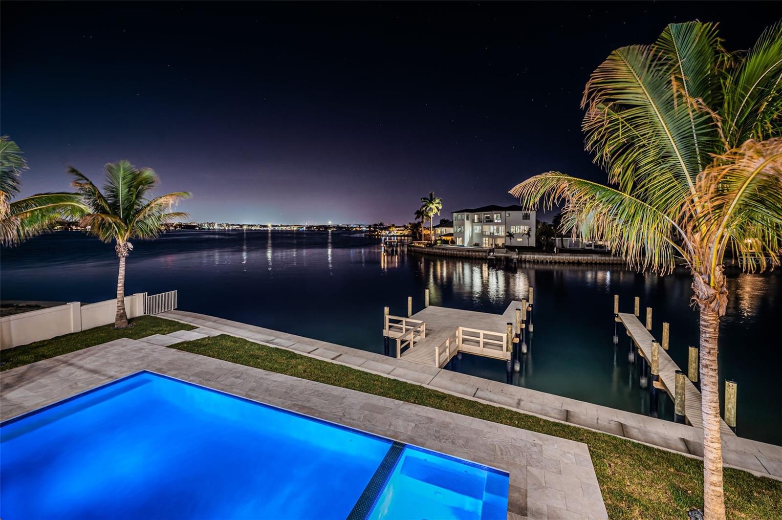 HOWARD ESTATES - Residential