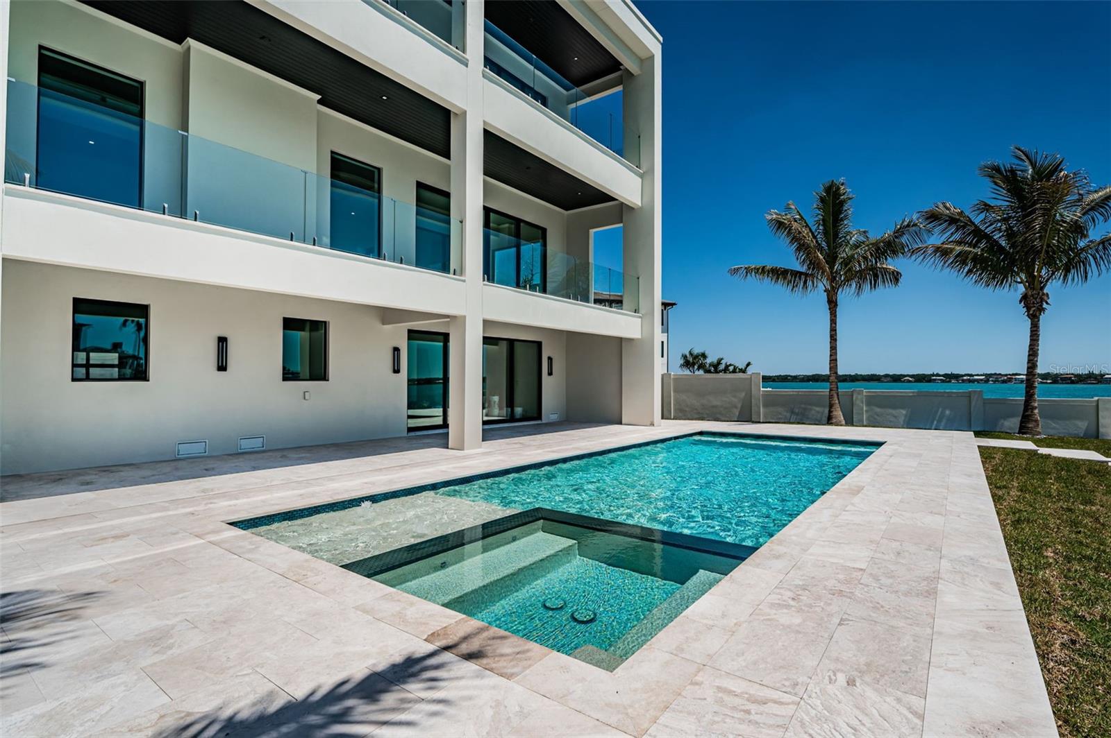 HOWARD ESTATES - Residential